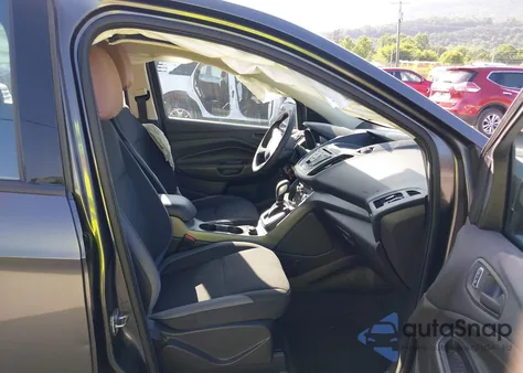 2015 Ford Escape S из США, поврежденный, VIN 1FMCU0F74FUA30251